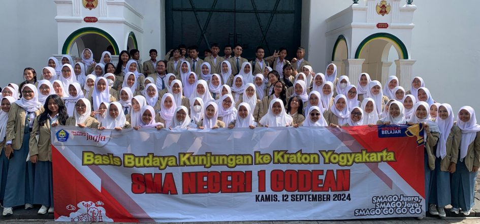 Kraton 1 - Aprilia Dwi Astuti